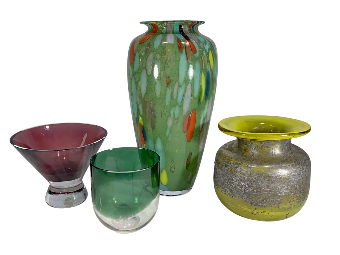 Multi Colored & Other Glass Vases 4pc LOT: Group of four art glass pieces, including two vases, a tumbler-form vase, and a bowl, in varied colors and modern decorative forms. The largest measures approximately 13.25 inches tall by 6 inches wid