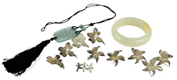 Silver Filigree Brooches, Glass Pendant & Bangle