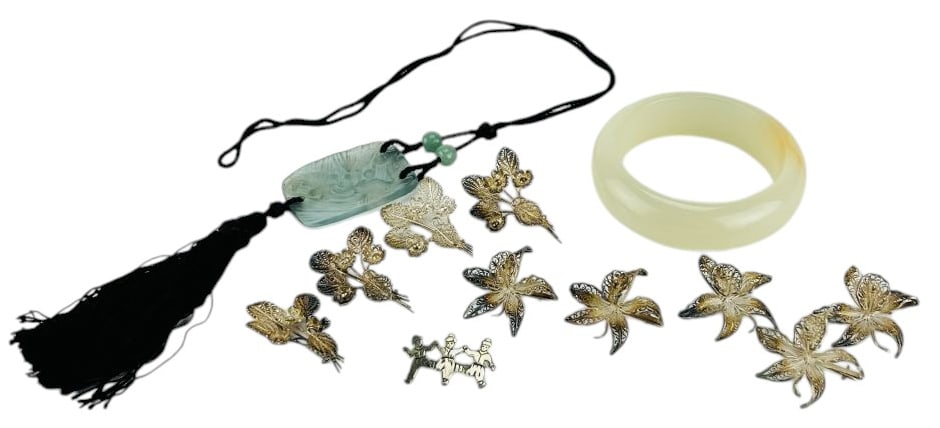 Silver Filigree Brooches, Glass Pendant & Bangle (1 of 8)