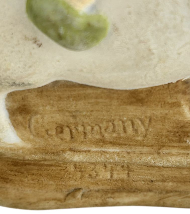 Porcelain & Ceramic Mini Miniature Figurines 7pcs - 10