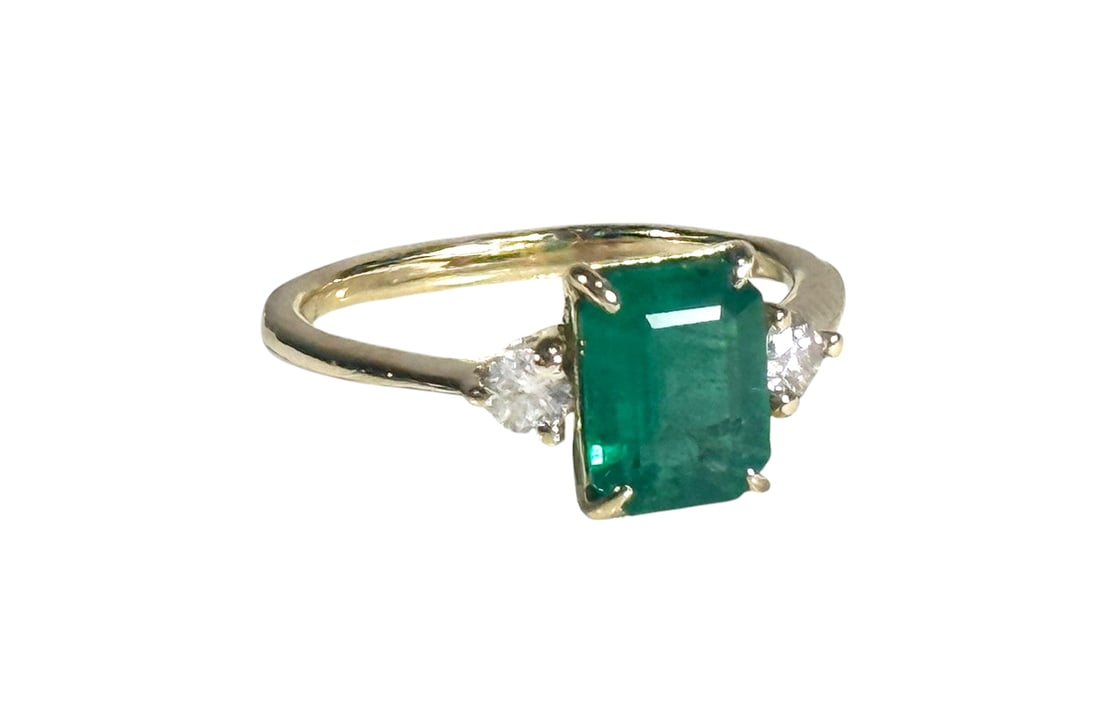 18K Yellow Gold 1.97ct Emerald .24ct Diamond Ring (1 of 5)