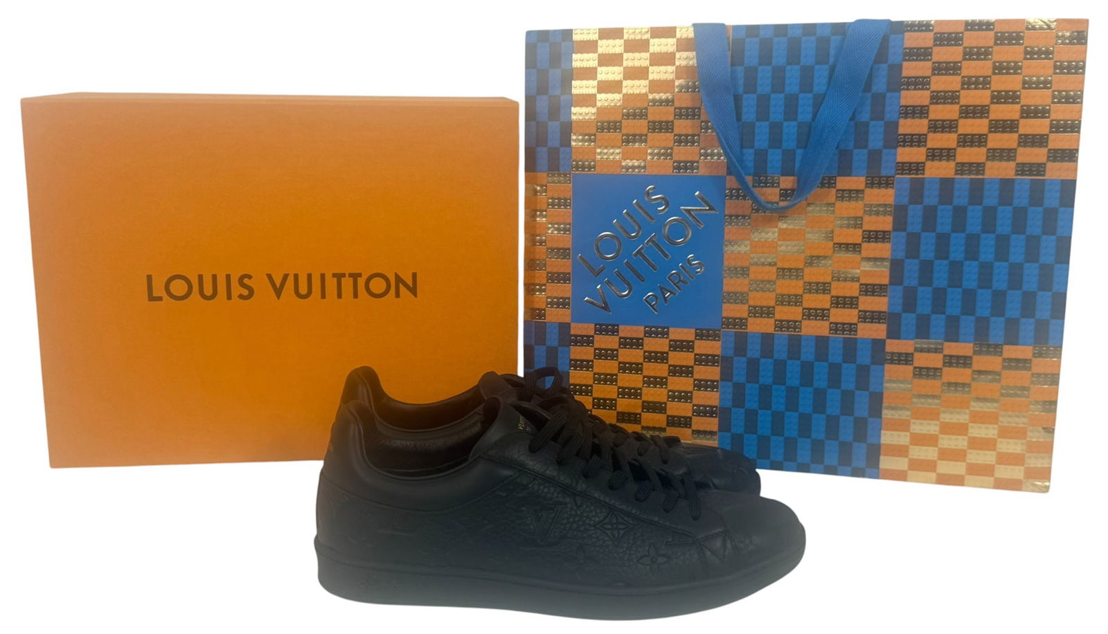 Louis Vuitton 2022 Mens Luxembourg Sneakers sz 9.5 (1 of 11)