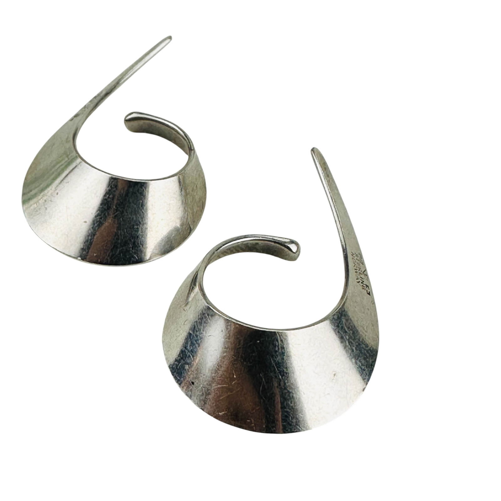Tone Vigeland 1938-2024 Sterling Modern Ear Cuffs (1 of 3)