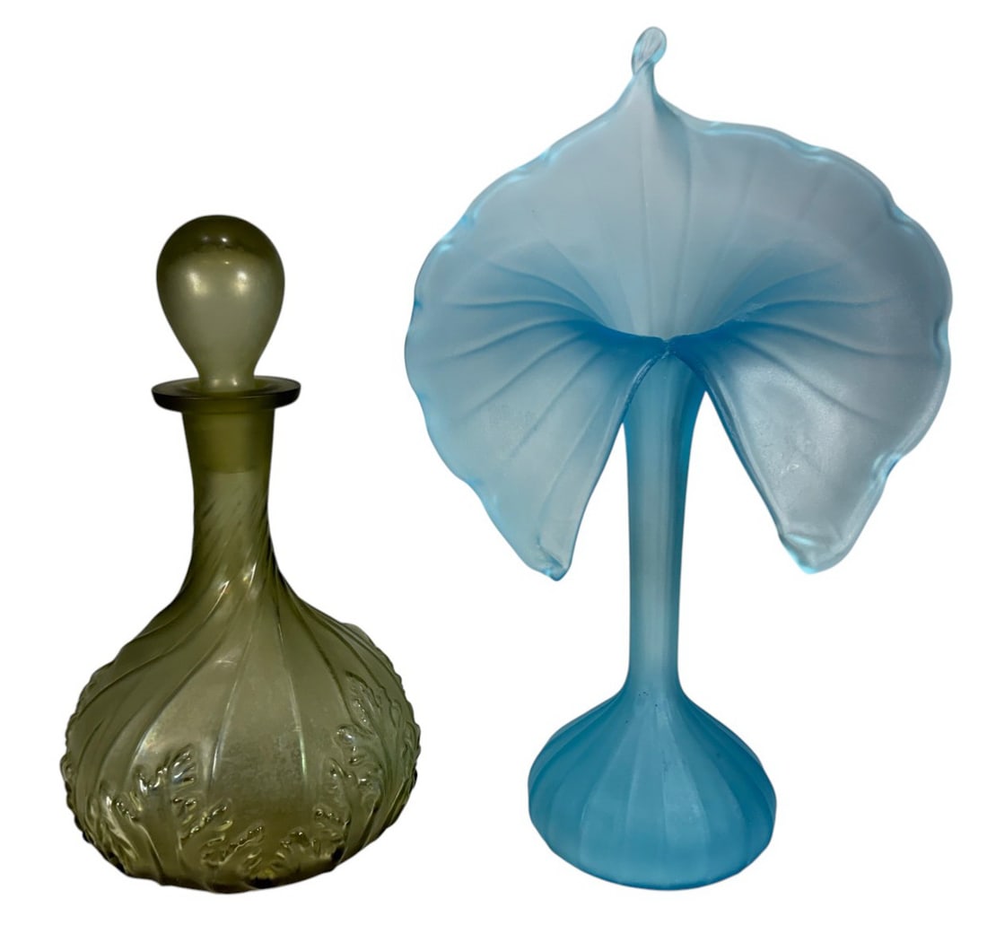 Jack in the Pulpit Vase & Acanthus Leaf Bottle 2pc (1 of 6)
