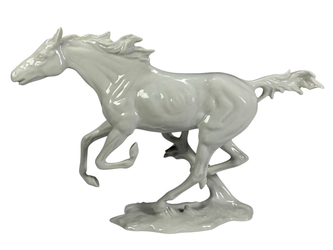 Alka Kunst Running Horse by G. Bochmann Fig 6.25" (1 of 6)