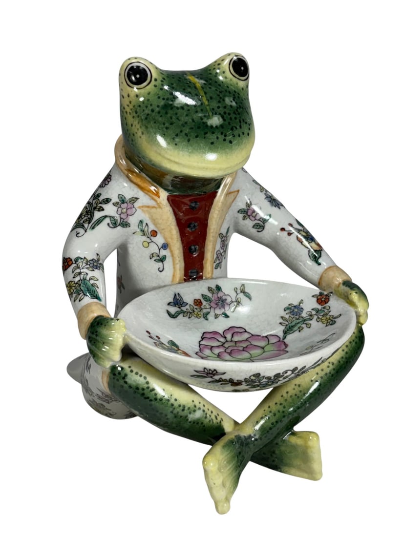 Chinese Decorative Porcelain Froggy Dish Figurine (1 of 7)