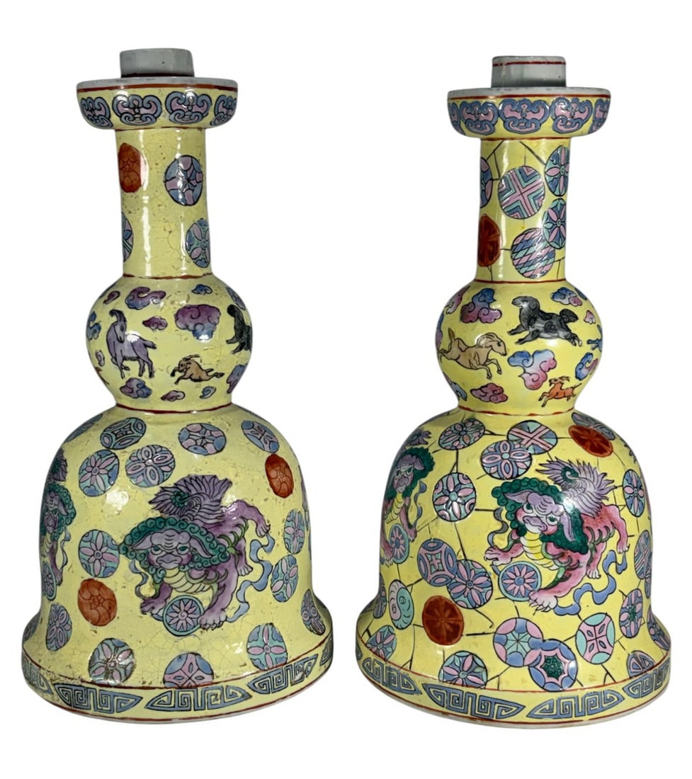 Chinese Foo Dog Porcelain Candlesticks 2pc LOT (1 of 5)