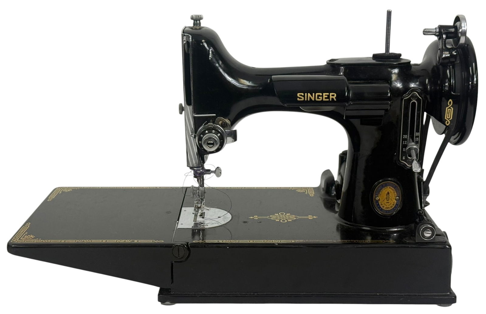 Singer Model 15-91 Electric Sewing Machine w/ Case - 4