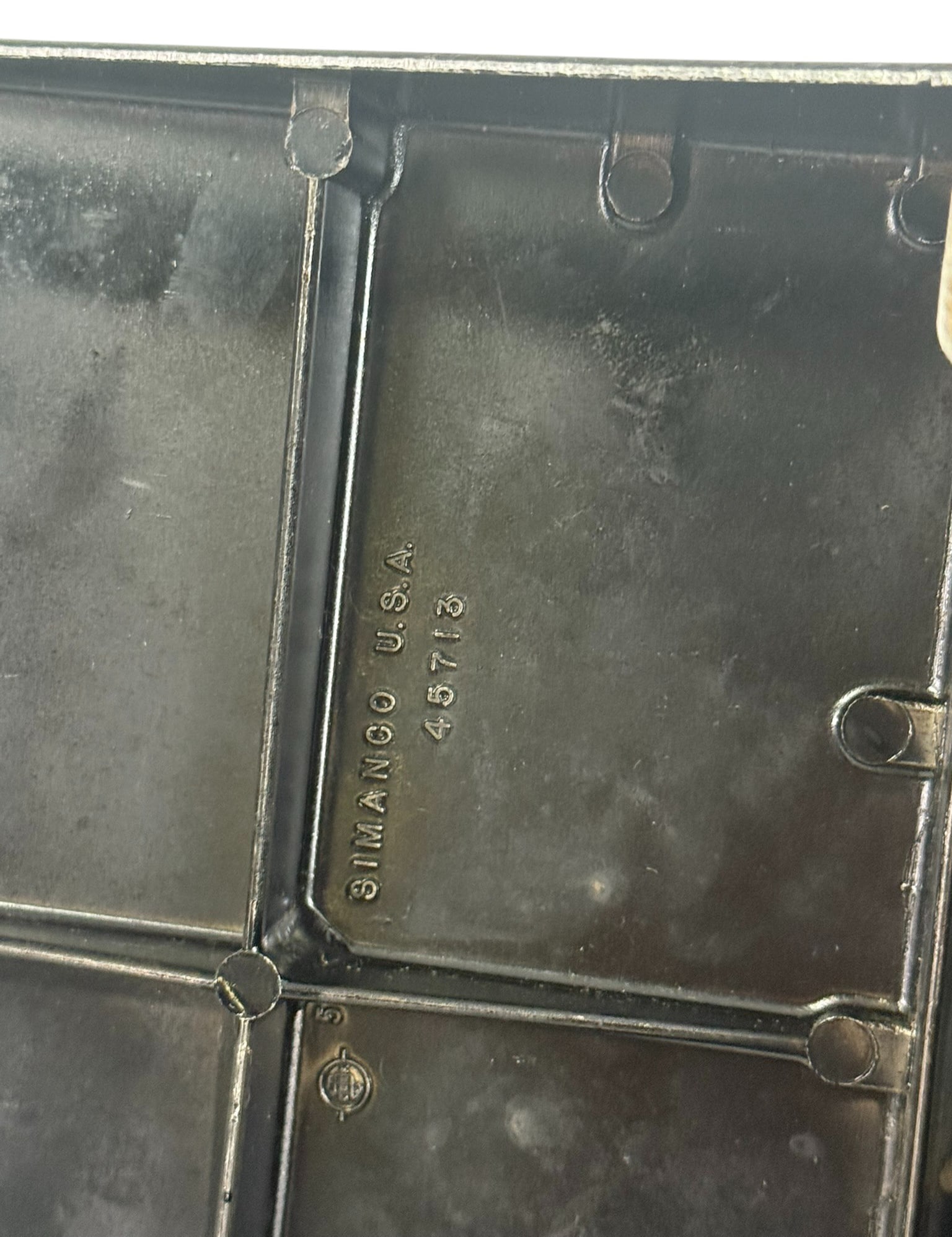 Singer Model 15-91 Electric Sewing Machine w/ Case - 6