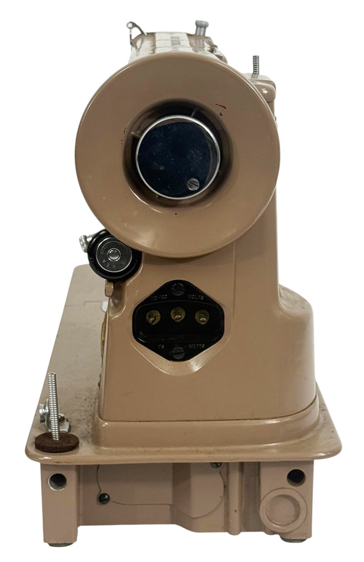 Singer 301A Portable Sewing Machine w/ Case - 5