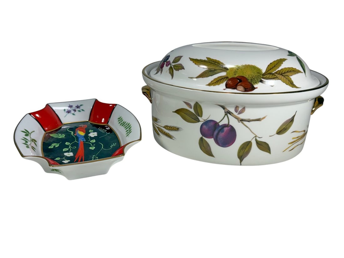 Royal Worcester Casserole & Lynn Chase Dish 2pcs (1 of 10)