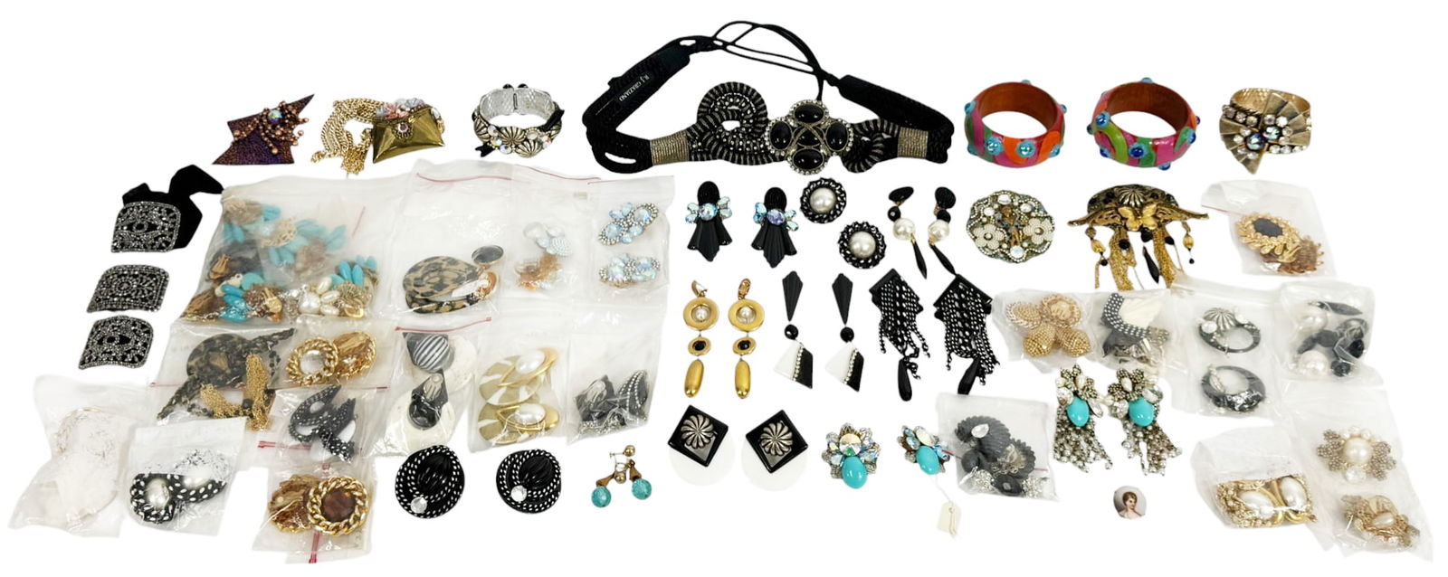 Collection of 50+ Pieces: Vintage Costume Jewelry (1 of 6)