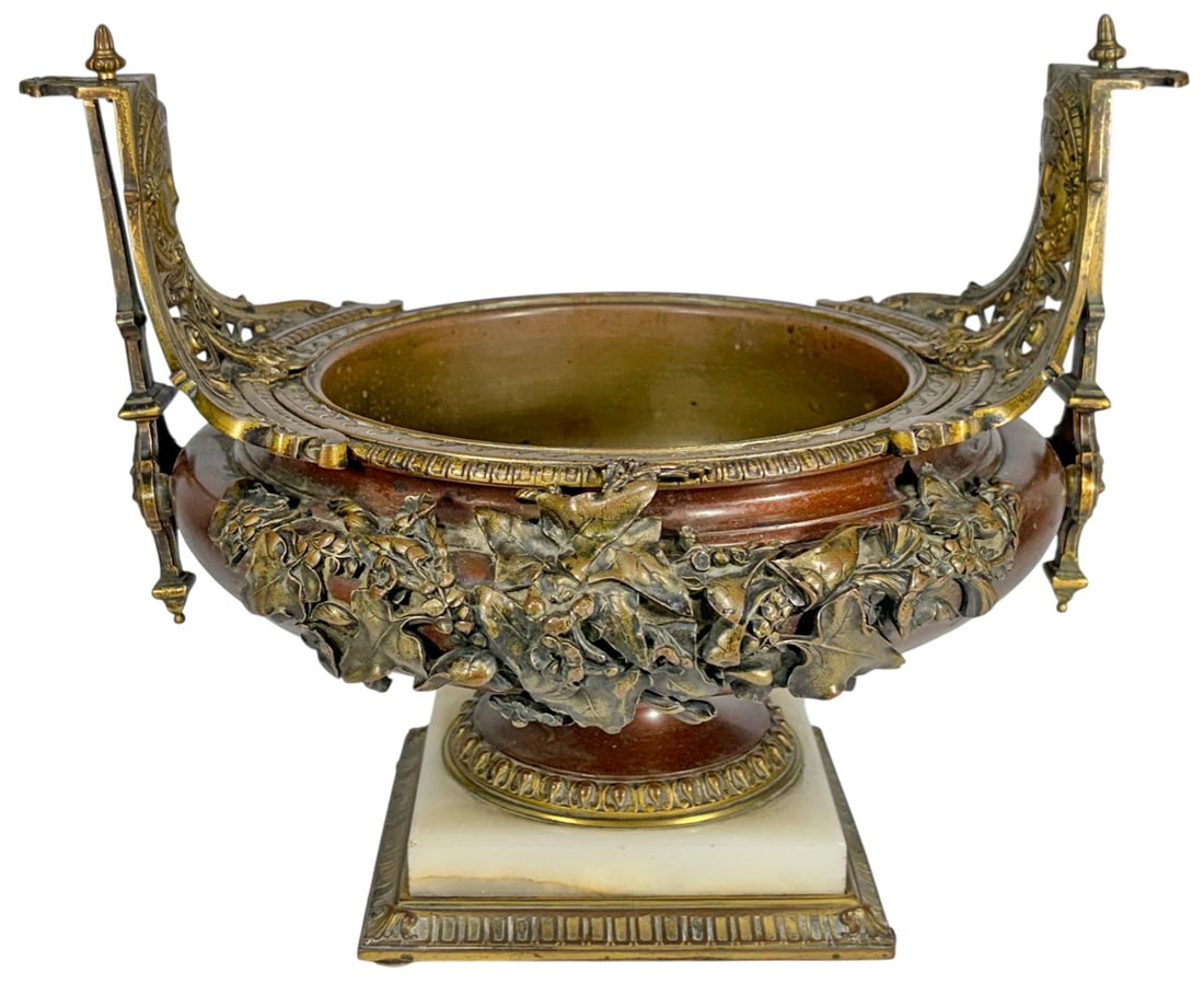 Probably Barbedienne Bronze & Onyx Centerpiece: Probably Barbedienne bronze and onyx centerpiece in the Neoclassical style, likely French. Patinated bronze bowl with applied ivy and botanical motifs, flanked by openwork handles with classical