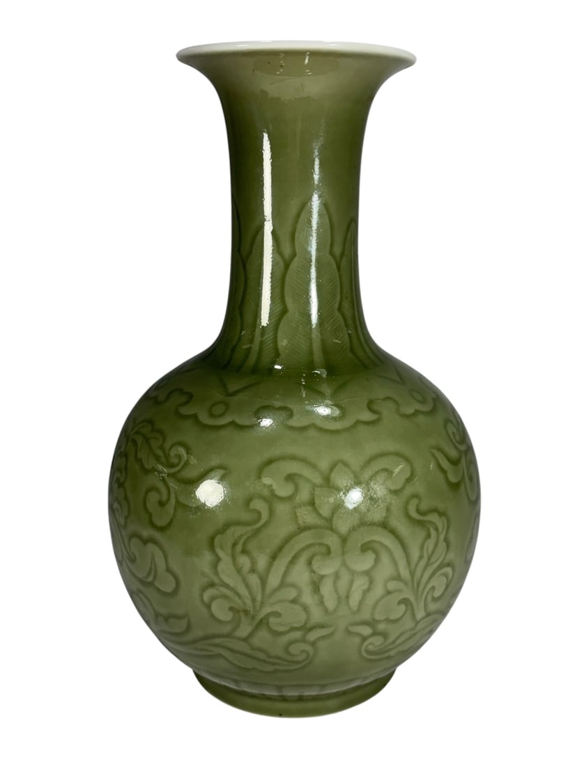 Chinese Celadon Glazed Porcelain Bottle Vase 11" (1 of 6)