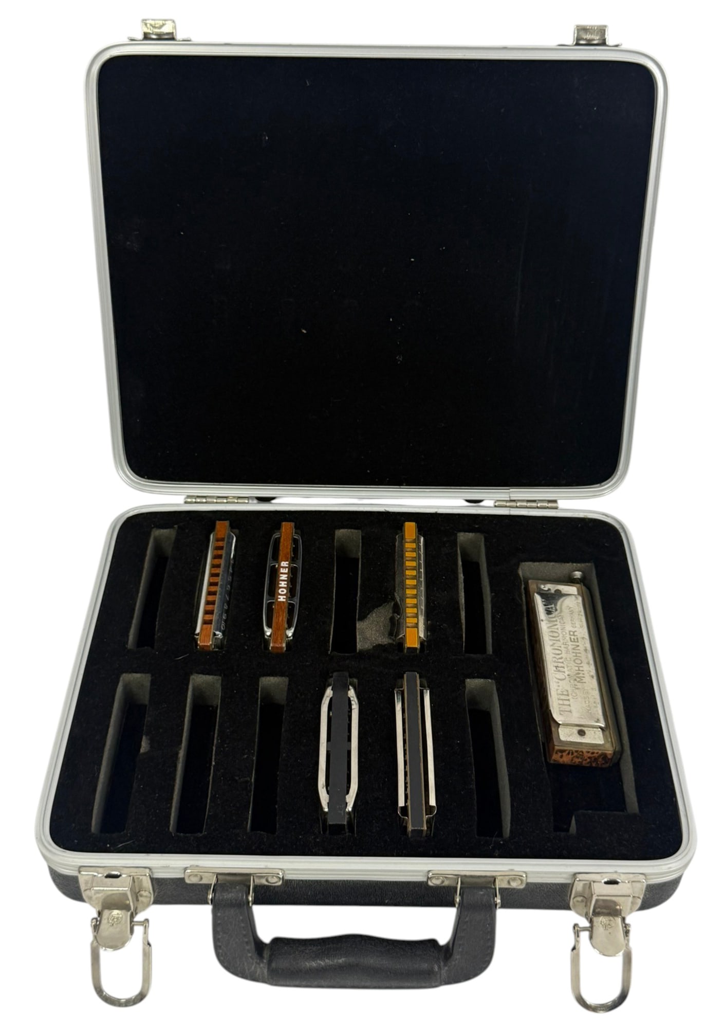 6-Piece Hohner Harmonica Set w/ Fitted Travel Case: Lot of six Hohner harmonicas including Marine Band Blues Harp and The Chromonica models. The set includes multiple harmonicas in different keys along with a Hohner branded carrying case. Instruments f