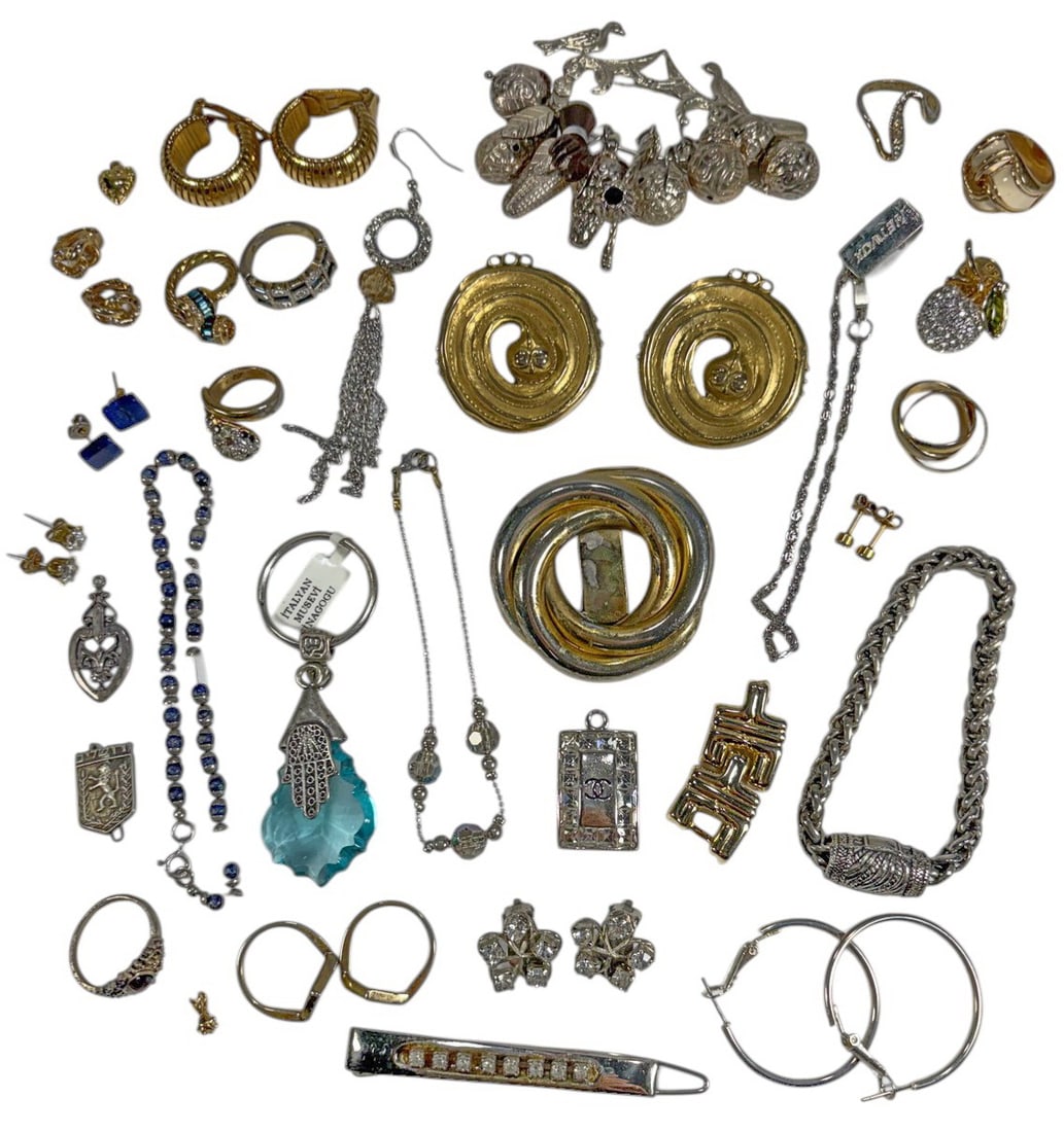 Costume Jewelry Brooches Earrings Necklaces 41pcs: Large mixed lot of vintage costume jewelry pieces including brooches, earrings, necklaces, bracelets, and rings, featuring gold and silver tone metals, rhinestones, glass beads, and enamel. The larges