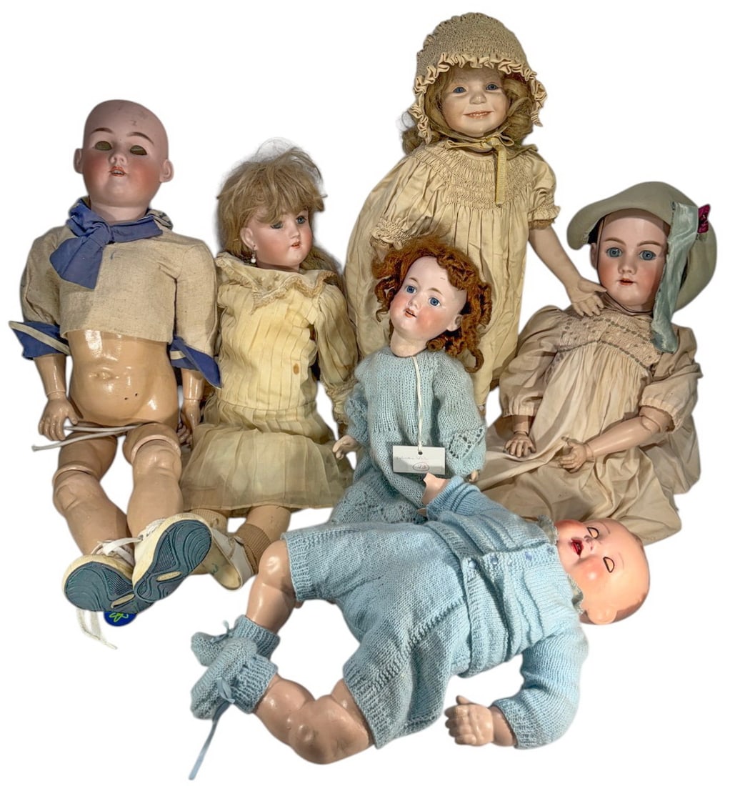 Armand Marseille, Simon & Halbig, Others Dolls 6pc: Mixed lot of 6 large porcelain dolls including Armand Marseille, Simon & Halbig, Dianna Effner & others, with bisque head and composition examples, glass eyes, and dressed in period clothing. The larg