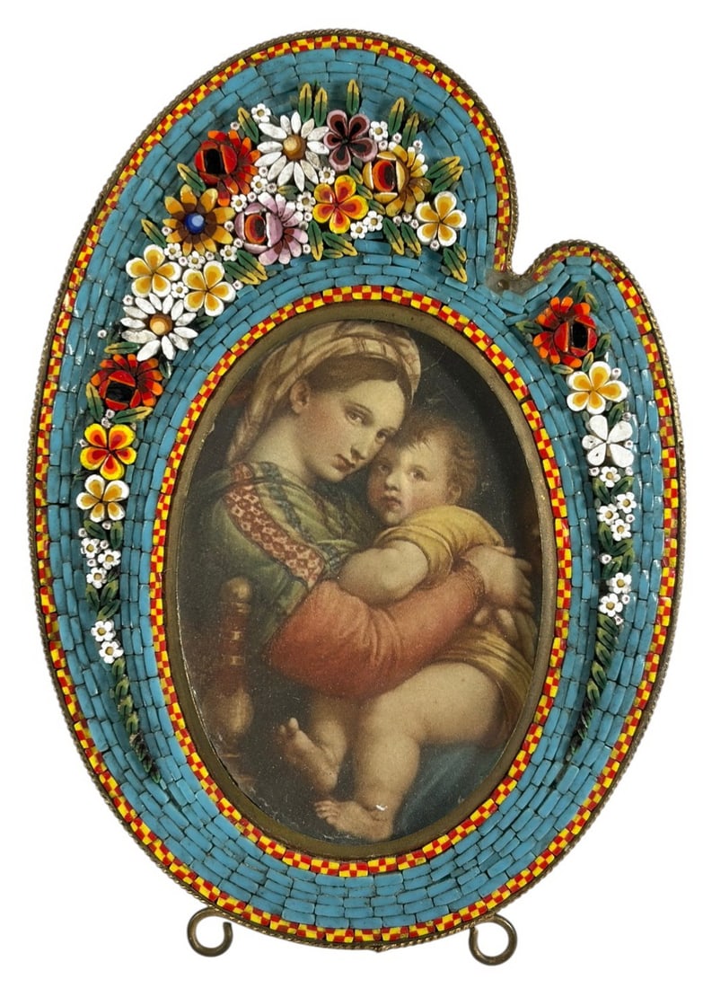 VTG Italian Gilt Brass Micromosaic Picture Frame: Italian Gilt Brass and ornate micro mosaic picture frame featuring floral motifs composed of finely gut stones collage. The picture opening is 3 x 2 inches.Dimensions: 5.25 X 3.75 X 0.25 in. Condition