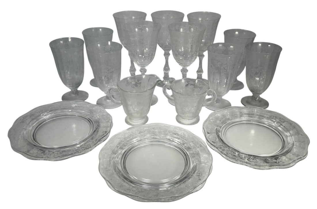 Vintage Etched Crystal Stemware Glasses 19pc SET: Lot of nineteen of vintage etched glass tableware featuring an elegant floral and scroll motif throughout. The lot includes a variety of forms such as stemmed goblets, footed tumblers, plates, and a c