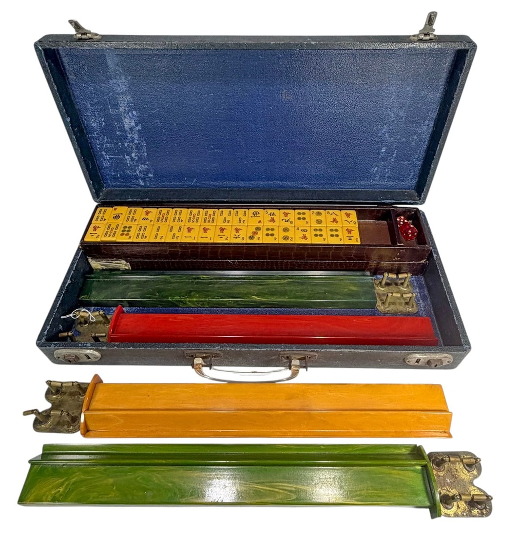 Chinese Mahjong Set w/ Bakelite Tiles In Case (1 of 5)
