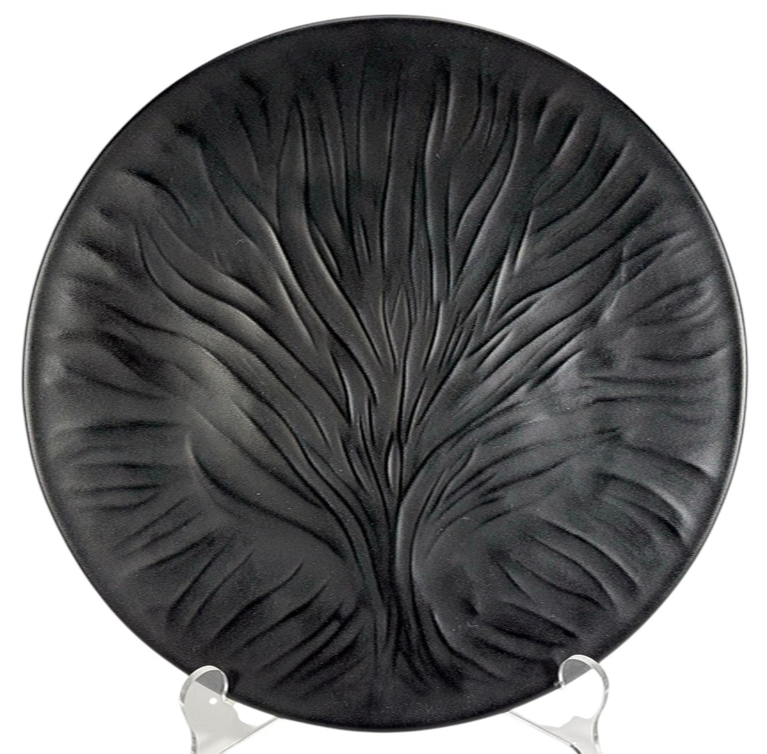 Lalique France Signed Algues Tree Of Life Plate: Black glass plate by Lalique featuring the Algues or Tree of Life pattern with flowing organic relief design, signed 'Lalique France' to its underside with original Made in France label. Plate measure