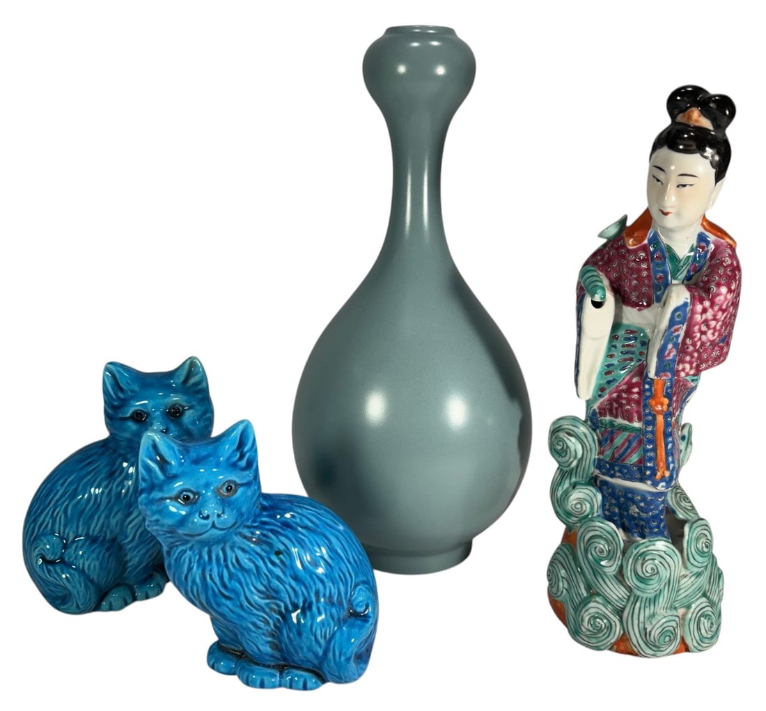 Asian Mixed Materials Figure, Vase & Cats 4pc LOT: Group of four decorative pieces. Includes a porcelain figural sculpture of an Asian woman marked 'China' to the base with an additional oriental seal, a celadon Style vase with a mark to the base, and
