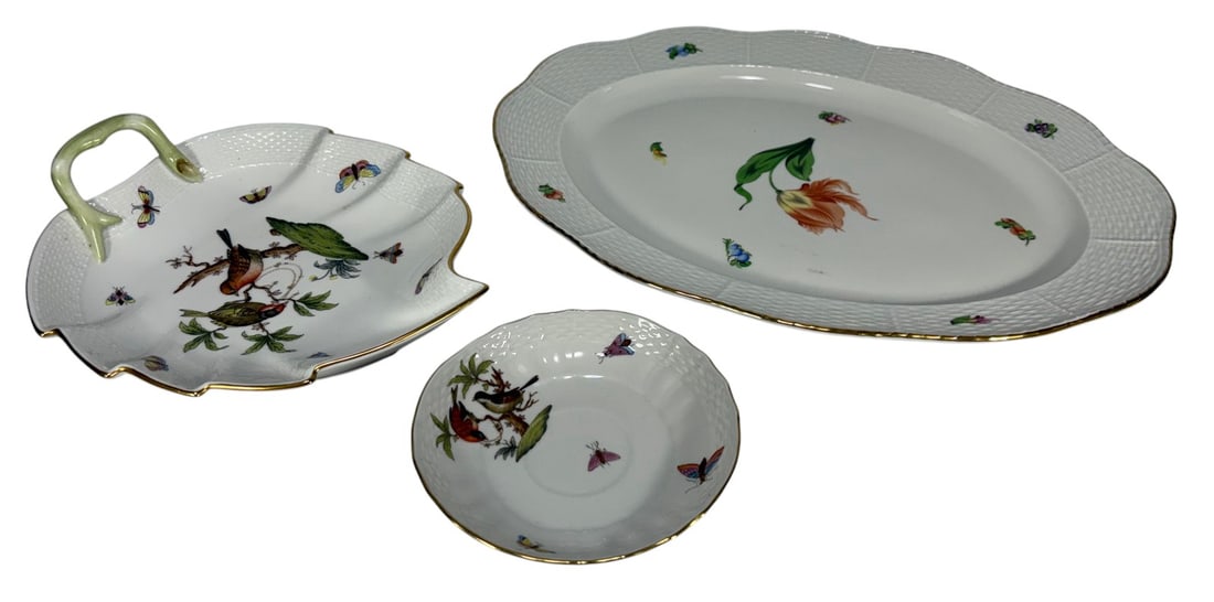Herend Hungary Rothschild Platter & Dishes 3pcs: Herend Hungary, Rothschild Bird pattern porcelain group including an oval serving platter, a handled leaf form dish, and a small dish, hand painted with birds, insects, and floral motifs, basket weave