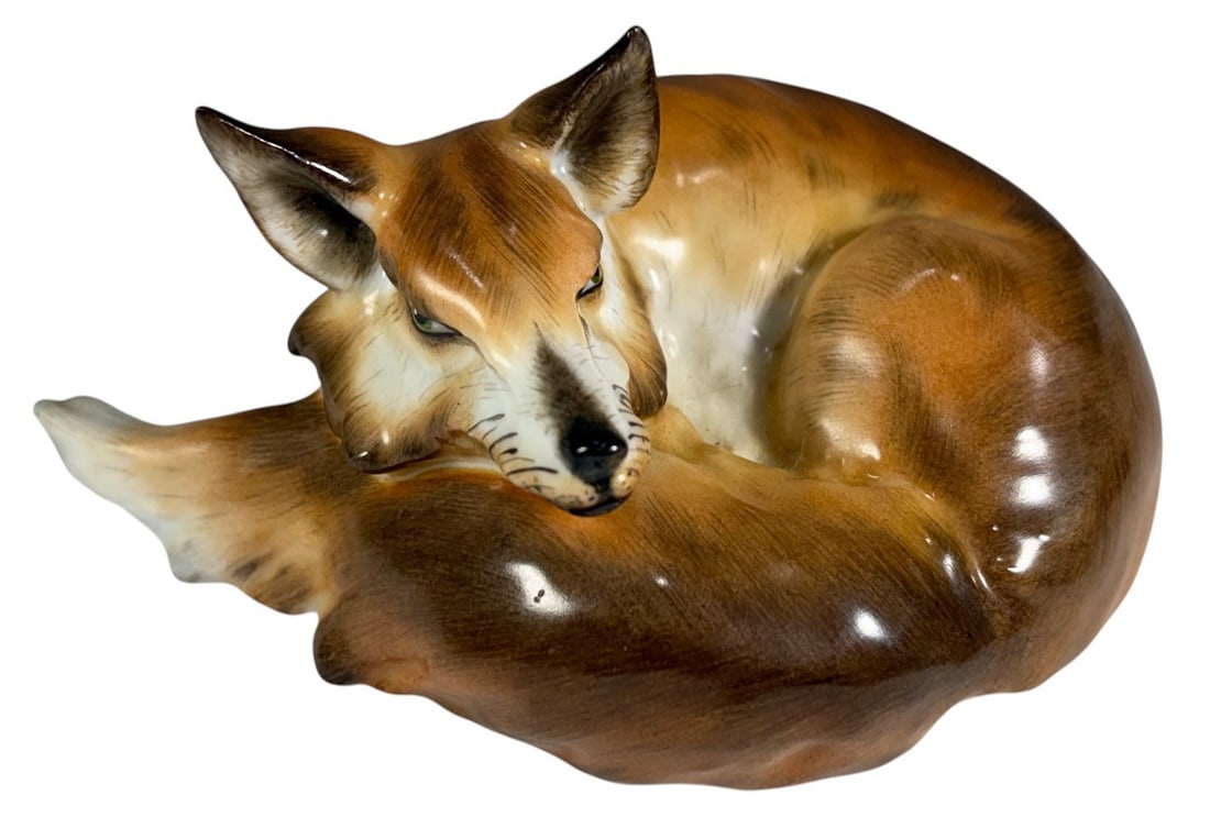 Herend Porcelain Sleeping Fox Figure model 15609 (1 of 5)