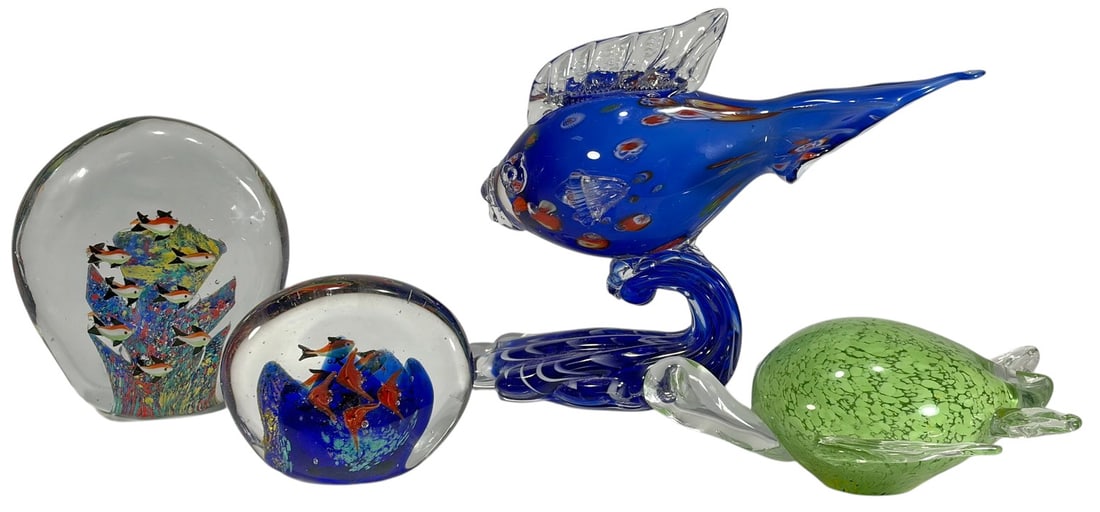 Italian Murano Style Art Glass Figural 4pc LOT: Group of four Murano style art glass decorative figures including a blue fish sculpture, green turtle figure, and two aquarium-style art glass paperweights with internal fish decorations. Features mul