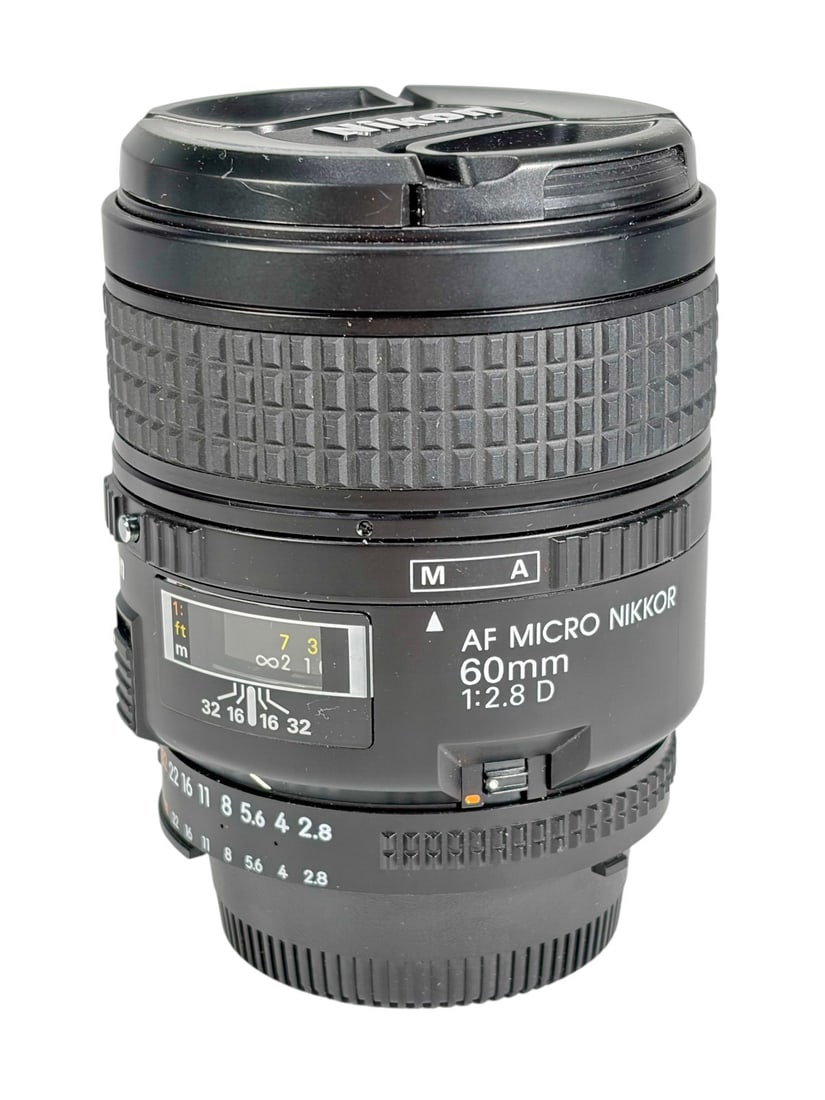 Nikon AF Micro-Nikkor 60 mm F/2.8D Lens (1 of 7)
