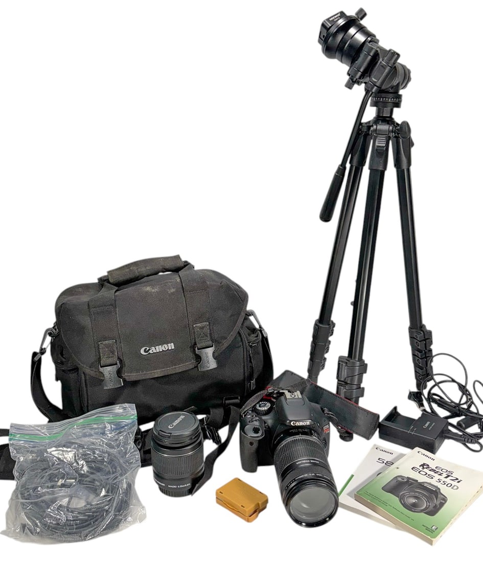 Canon EOS Rebel T2i Digital Camera w/ 2 Lens (1 of 7)
