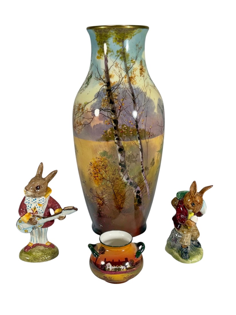 Royal Doulton Bunnykins & Landscape Vase 4pc LOT (1 of 8)