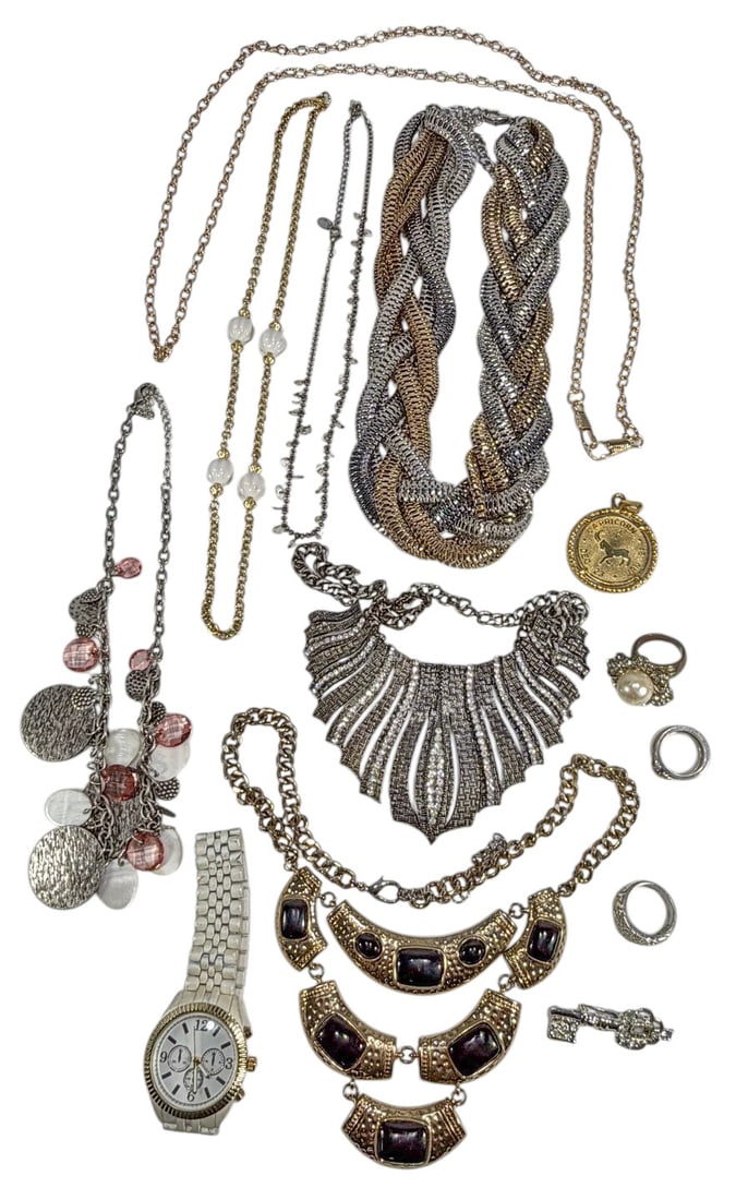 Vintage Fashion Costume Jewelry & Accessories 13pc: Large group of thirteen vintage costume jewelry and fashion accessory pieces including statement necklaces, pendant necklaces, charm bracelet, wristwatch, rings, brooches, faux pearl style accents, an