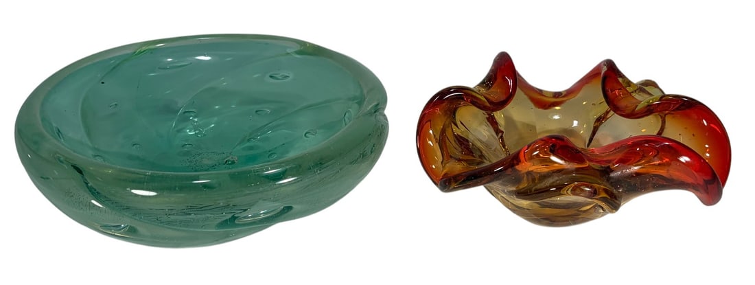 Murano Style Art Glass Colored Ashtrays 2pc LOT (1 of 7)