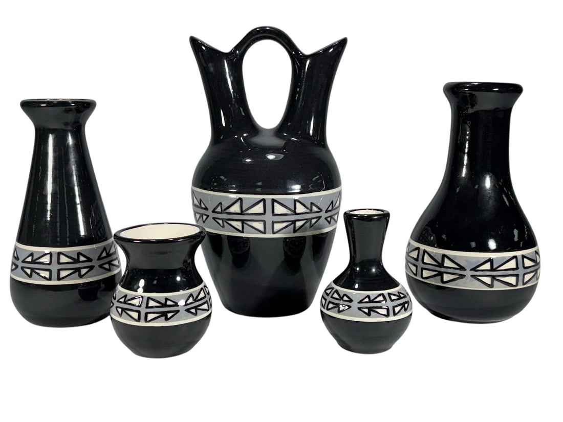 Native American Sioux Black Pottery Vase 5pc LOT (1 of 8)