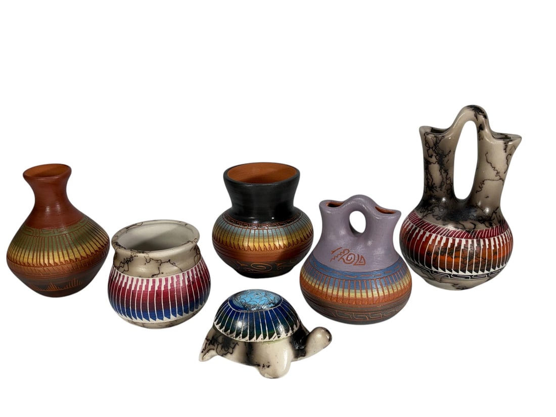 Assorted Native American Navajo Pottery 6pc LOT (1 of 9)