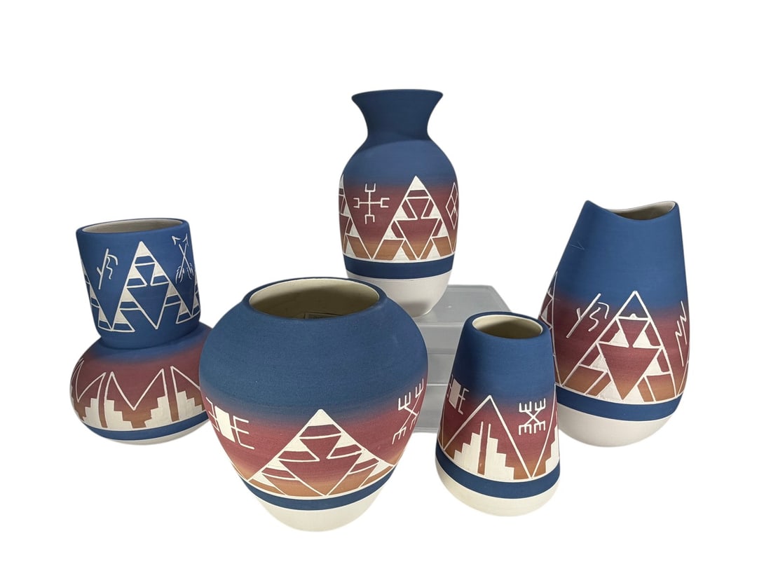 Native American Sioux Blue & Brown Pottery 5pc LOT (1 of 9)