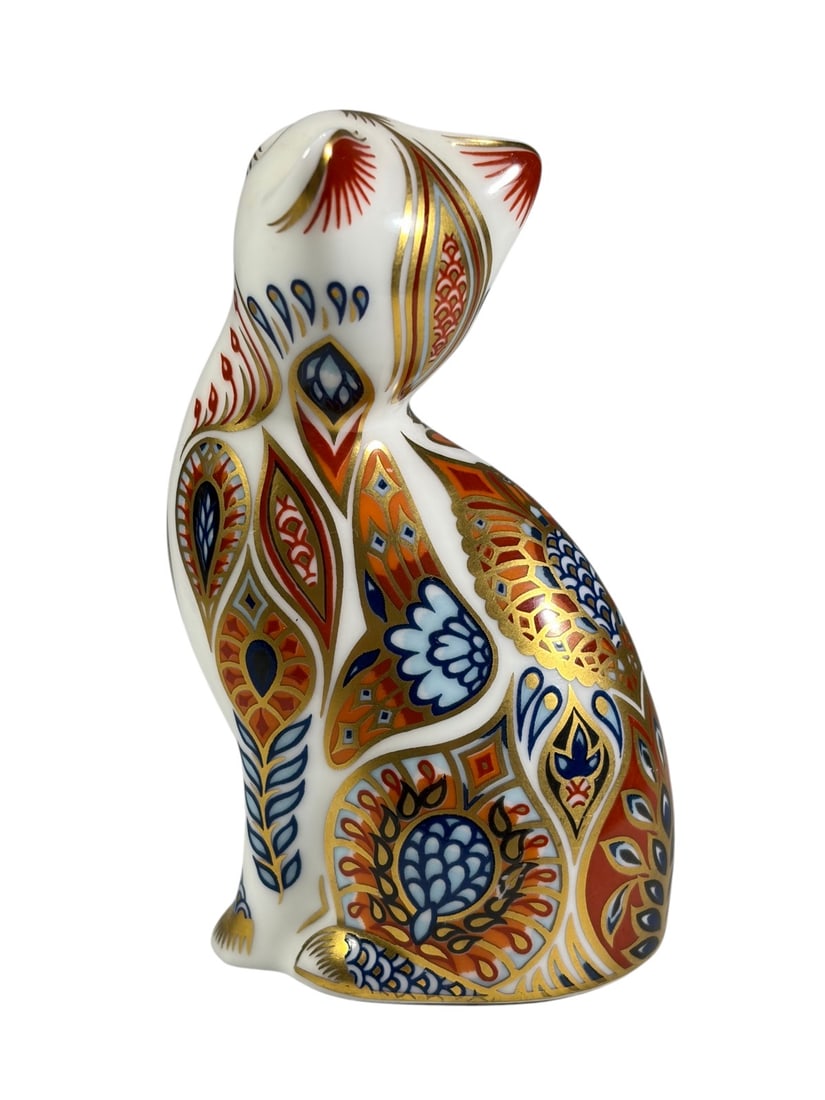 Royal Crown Derby Imari Style Porcelain Cat Figure (1 of 3)