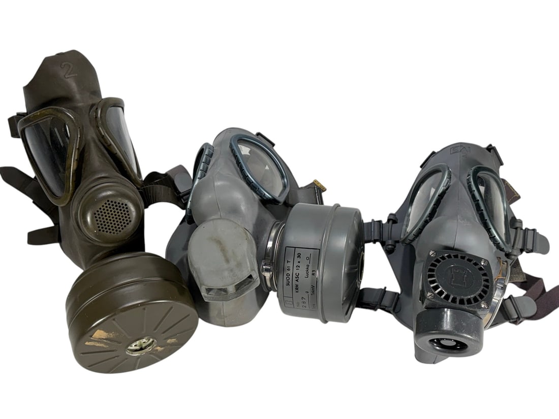 Military Gas Masks with Filters & Cartridges 3pcs (1 of 5)