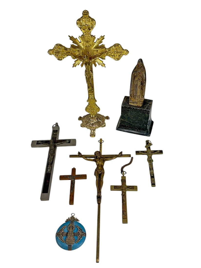Group of Religious Crosses & Devotional Items 8pcs (1 of 6)