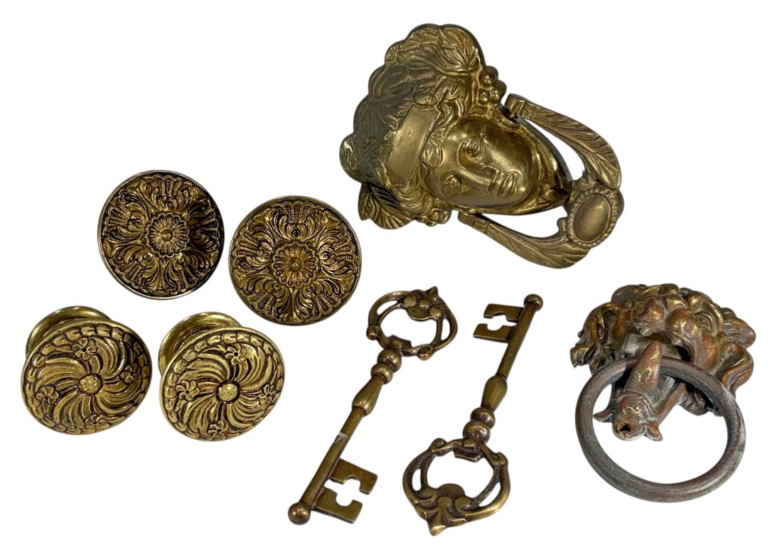 Vintage Brass & Bronze Door Hardware Collection 8p (1 of 5)