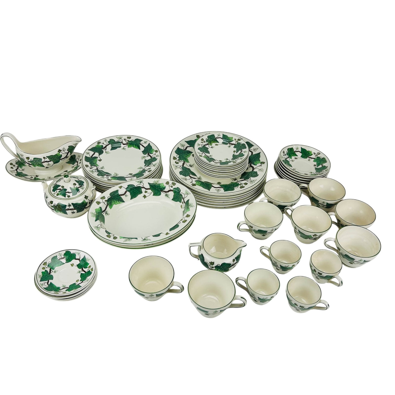 Wedgwood Napoleon Ivy Green Partial Dinner Service (1 of 11)