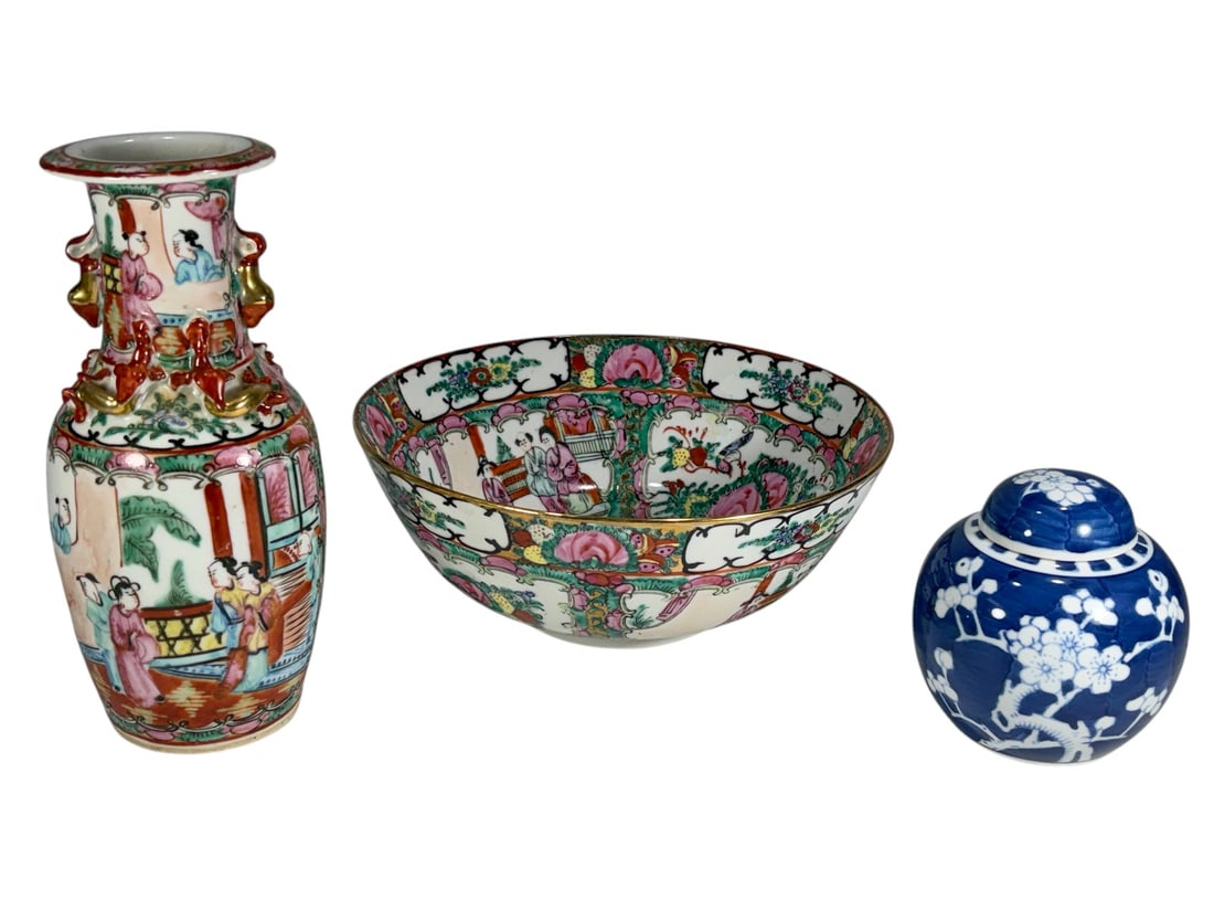 Chinese Export Porcelain Assorted Rose 3pc LOT (1 of 10)