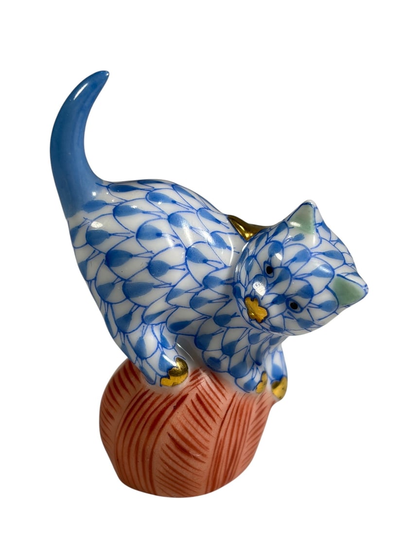 Herend Hungary Porcelain Kitten on Yarn Miniature (1 of 4)