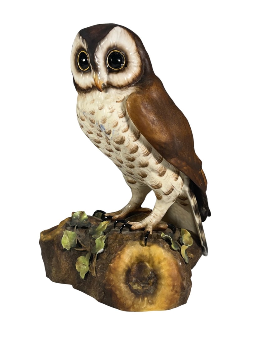 Royal Crown Derby Brown Owl Porcelain Figure (1 of 11)