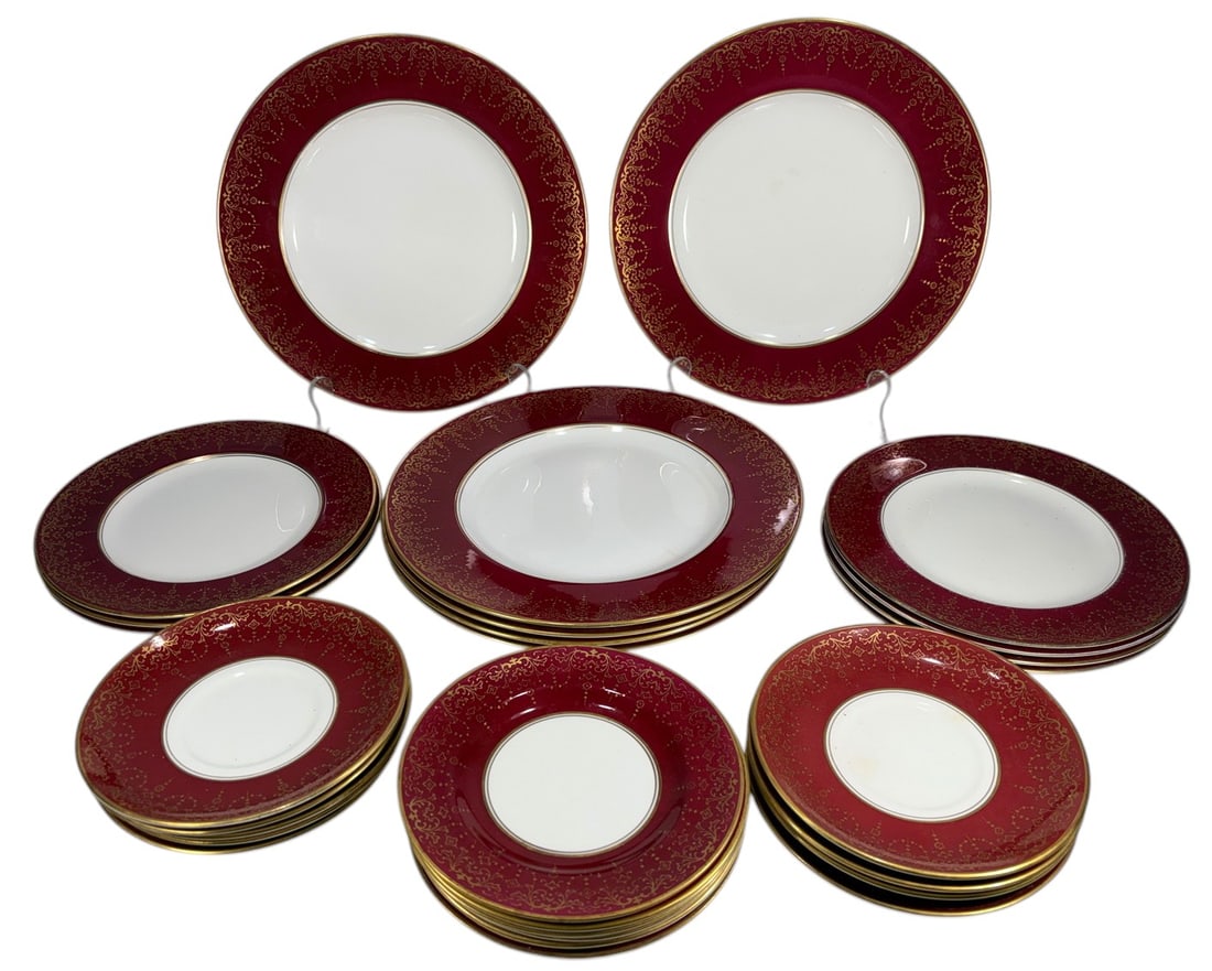 Crown Staffordshire Dinnerware 29 Pc LOT (1 of 6)