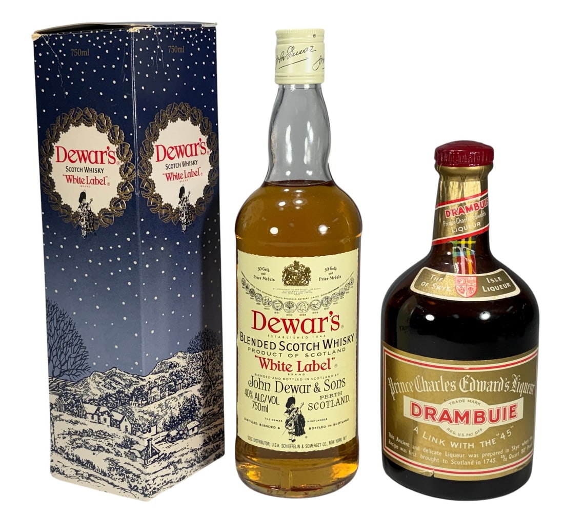 Dewar's White Label & Drambuie Scotch Whisky 2pcs: 2 pc vintage Scotch spirits lot comprising one Dewar's White Label Blended Scotch Whisky, 750 ml bottle, 80 proof, 40 percent alcohol by volume, bottled in Scotland by John Dewar & Sons Ltd., Perth, S