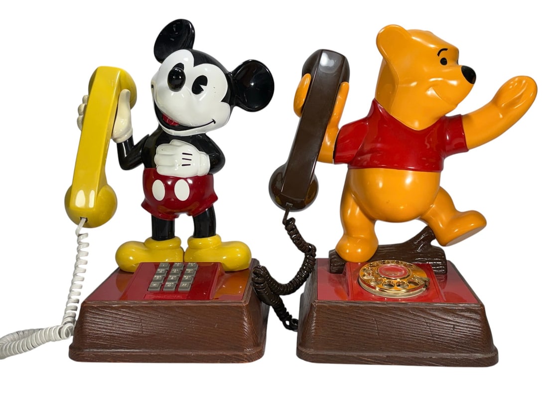 Disney Mickey & Winnie The Pooh Phones 2pc LOT (1 of 12)