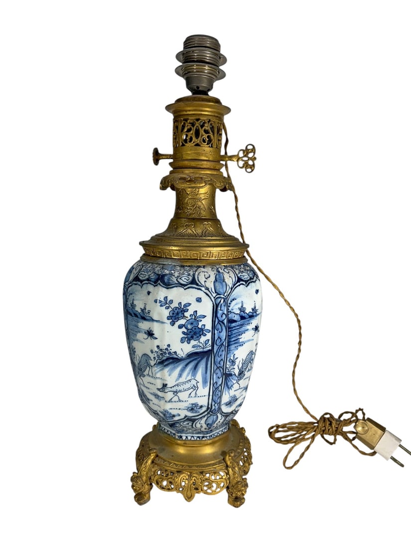 19th C Chinese Blue & White Porcelain Mounted Lamp (1 of 9)