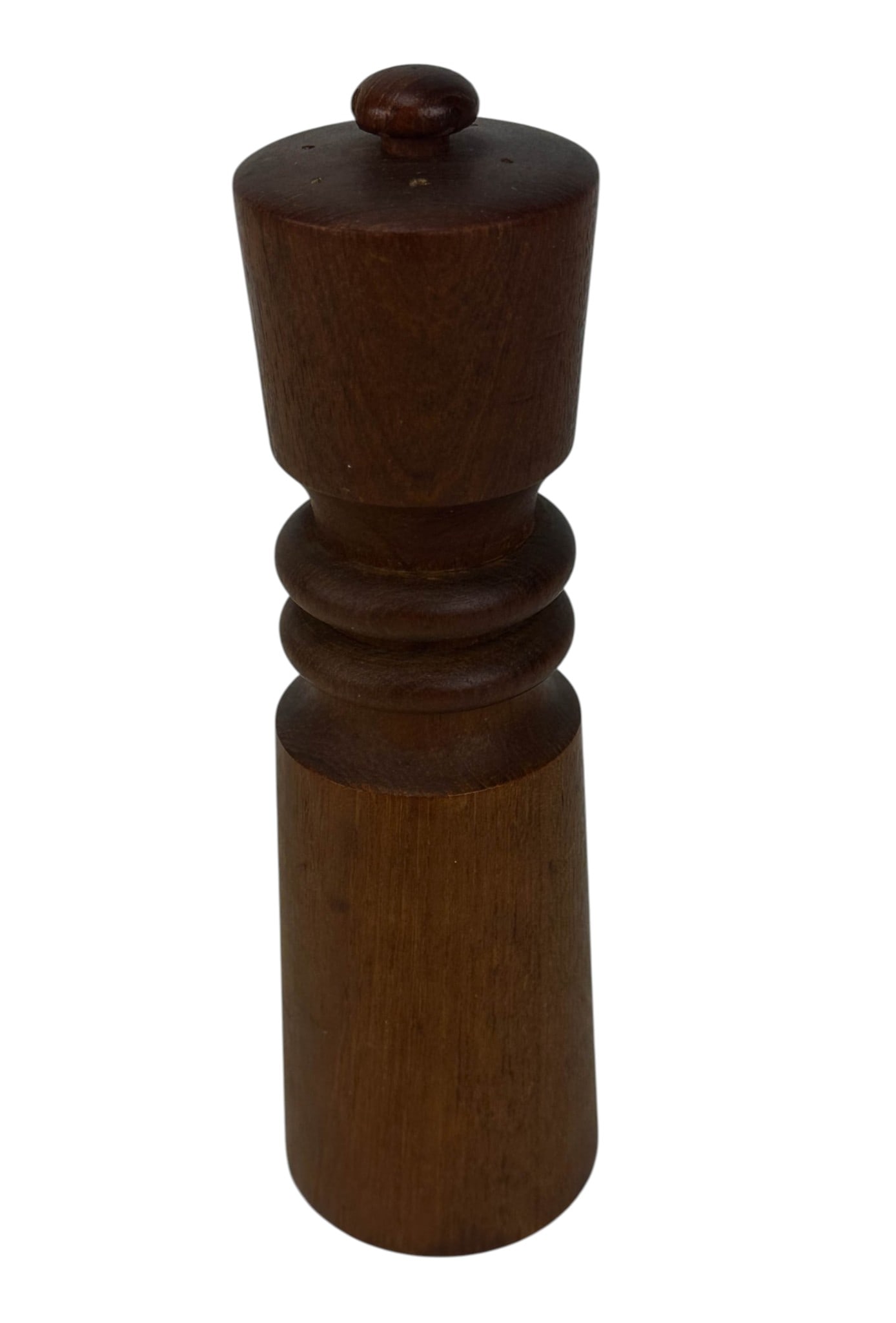 Dansk Quistgaard Chess Queen 832 Teak Salt Pepper: Dansk Designs Model 832 Chess Queen wooden salt shaker and pepper mill designed by Jens Harald Quistgaard (Danish, 1919-2008). Sculptural turned teak wood form from the series collectors refer to as t